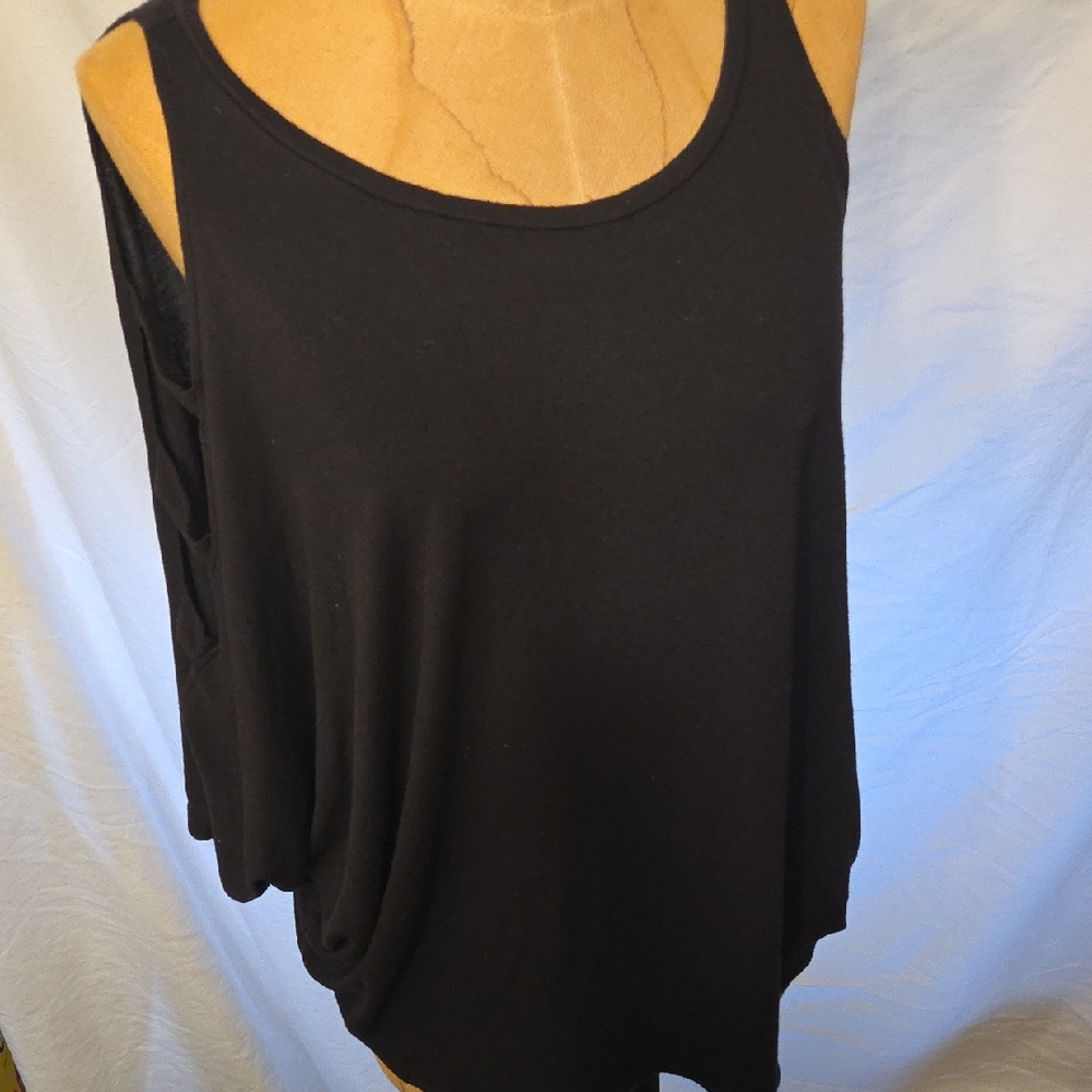 Black Top, Off The Shoulder, Mid Sleeves